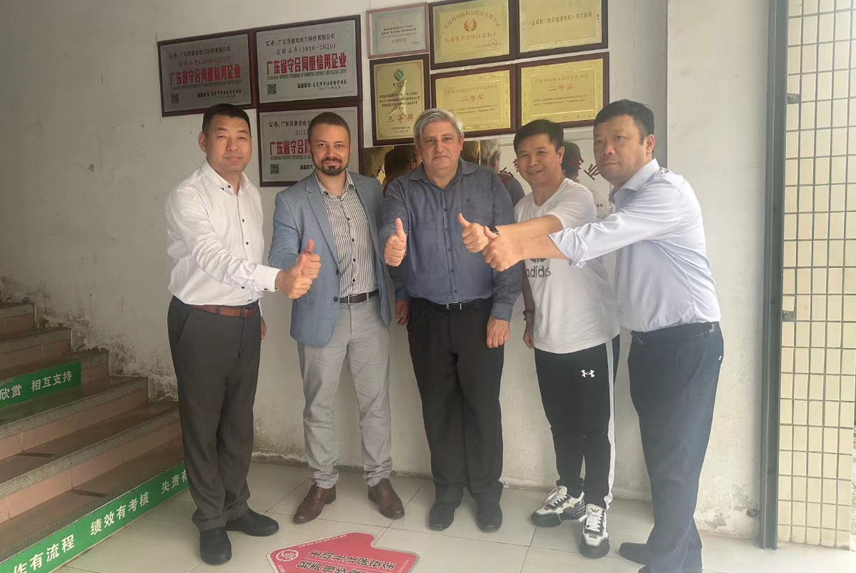 巴西国防部一行莅临历鼎龙共绘合作新蓝图